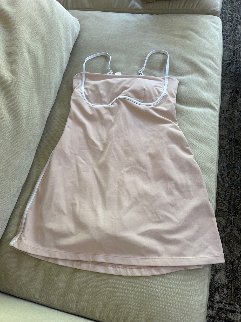 ALO vintage pink + white airbrush streamlined dress size medium - Picture 7 of 11